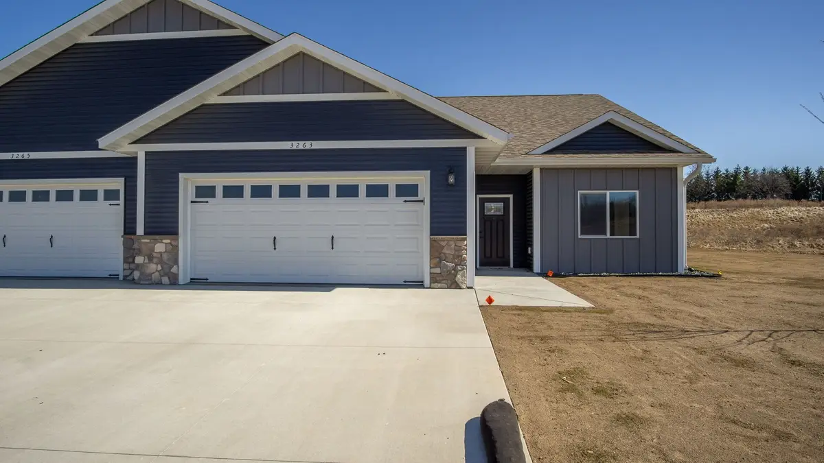 3353 Sunflower Lane, Eau Claire, WI 54703 - #1