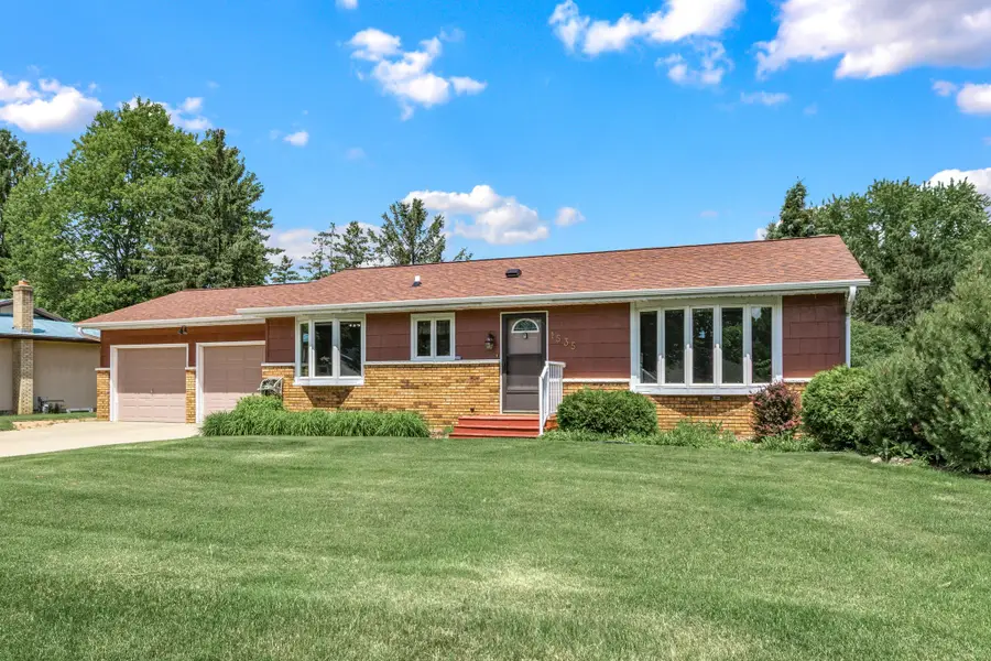 1535 Howard Avenue, Eau Claire, WI 54703 - #3