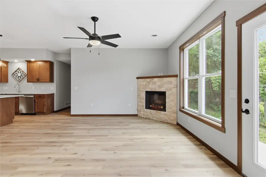 1321 Carpenter Avenue, Eau Claire, WI 54703 - #3