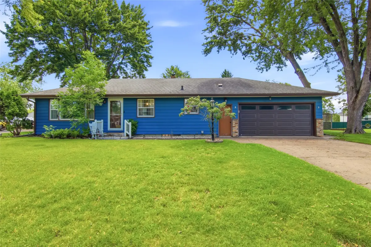 3027 Saturn Avenue, Eau Claire, WI 54703 - #1