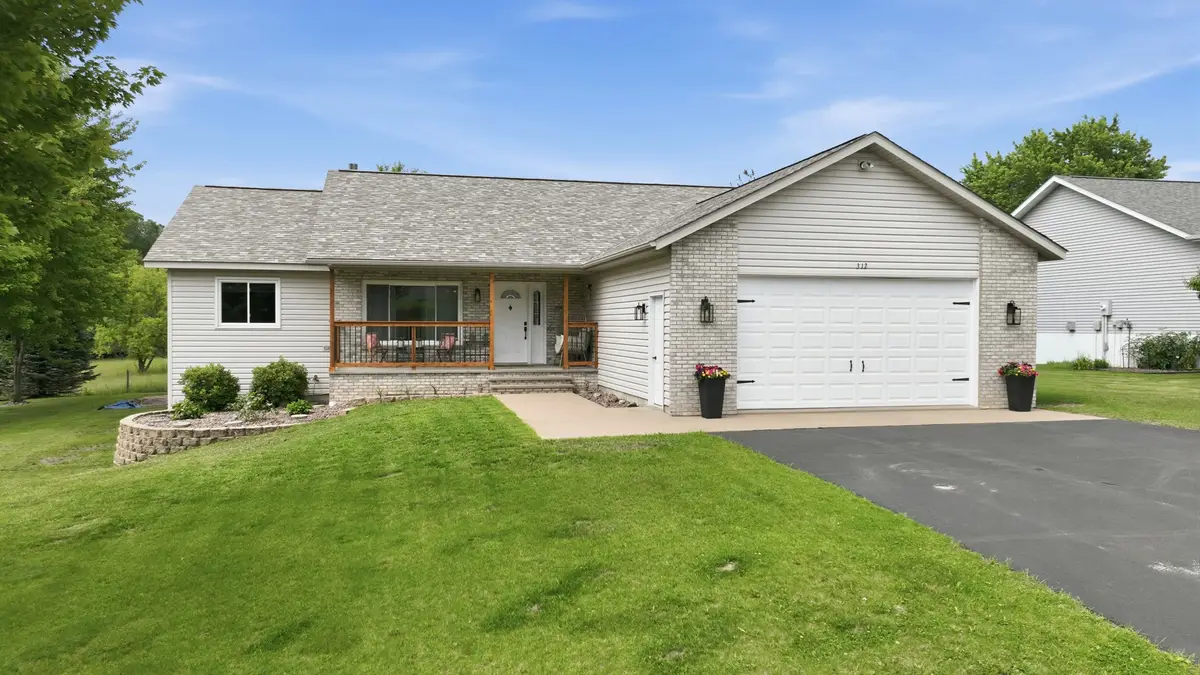 312 Country Lane, Durand, WI 54736 - #1