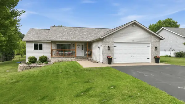 312 Country Lane, Durand, WI 54736