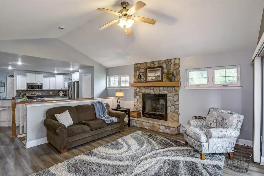 5116 Renee Court #9, Eau Claire, WI 54703 - #3