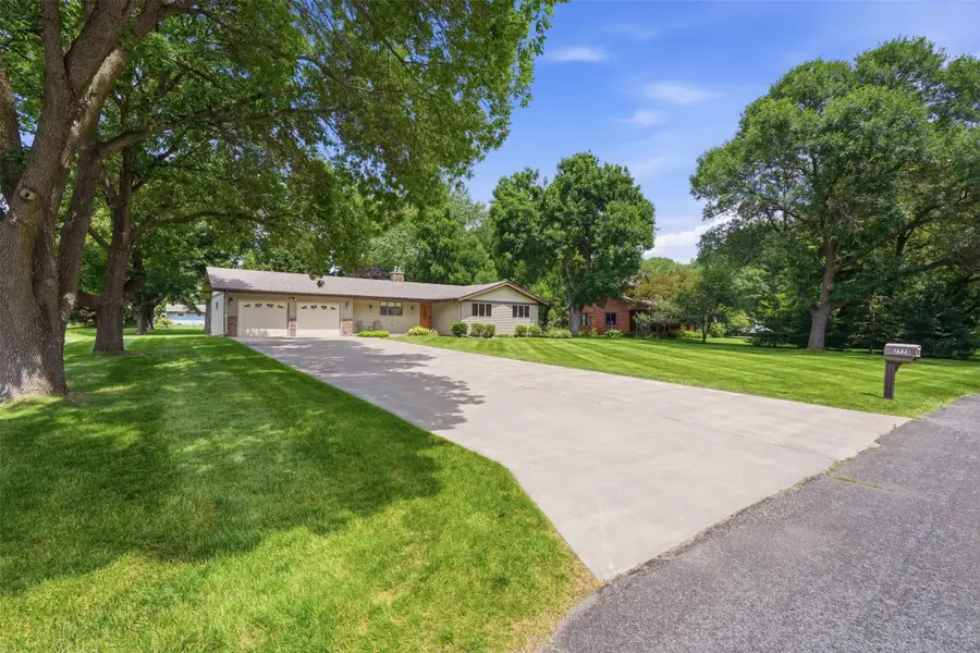 2728 E Deblene Lane, Eau Claire, WI 54703 - #2