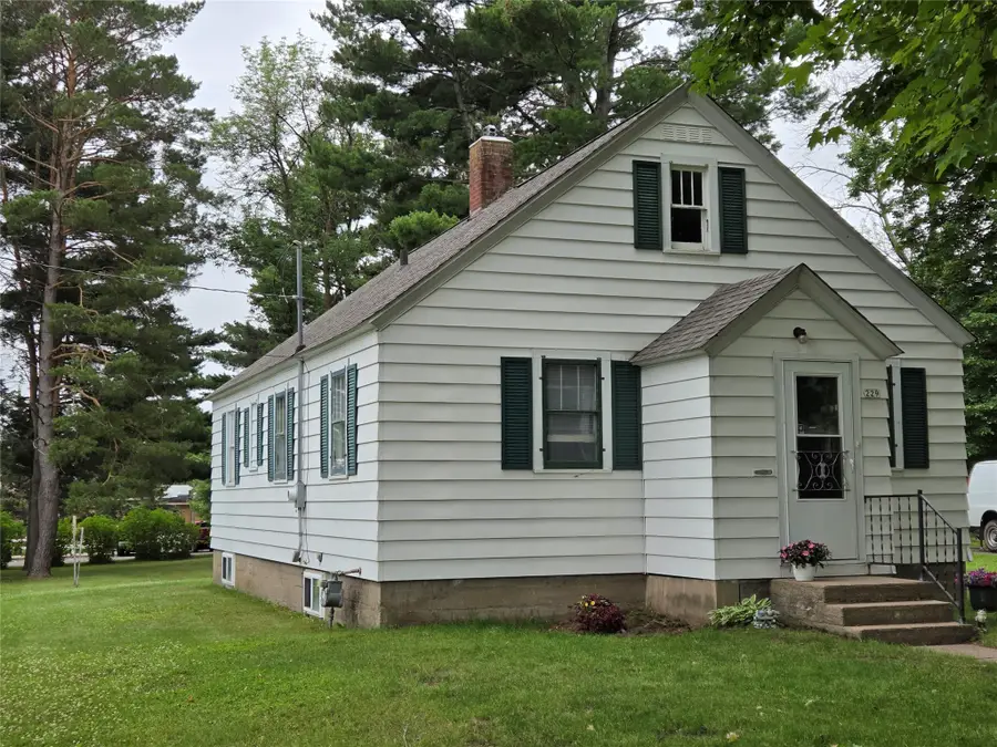 229 South Street W, Amery, WI 54001 - #3