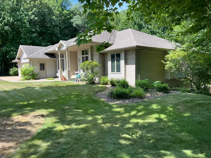 228 Oak Knoll Drive, Chippewa Falls, WI 54729 - #2