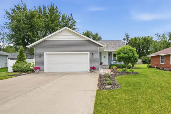 1715 E Clairemont Avenue, Eau Claire, WI 54701