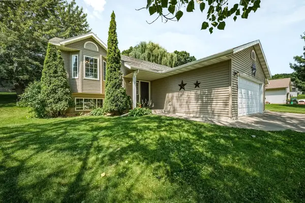 232 Lamans Lane, Eau Claire, WI 54703