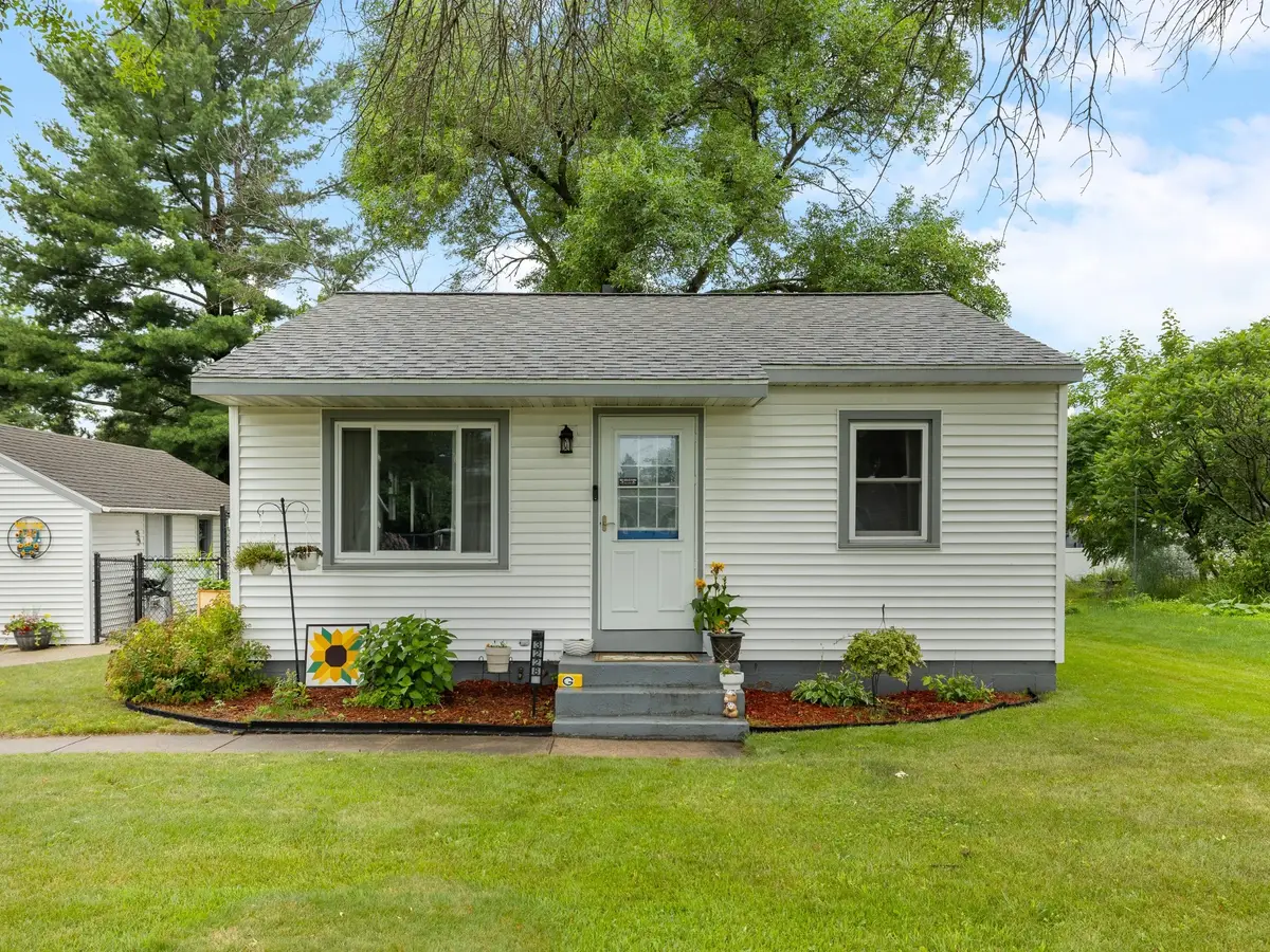 3228 Mars Avenue, Eau Claire, WI 54703 - #1