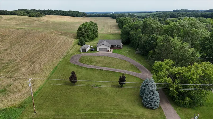 W2312 County Road T, Durand, WI 54736 - #3