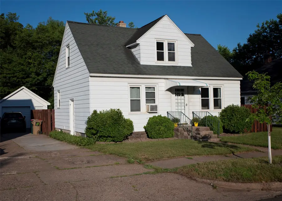 2531 6th Street, Eau Claire, WI 54703 - #2