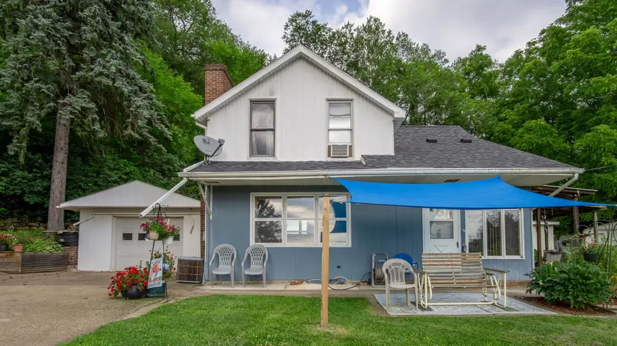 1107 S 2nd Street, Alma, WI 54610 - #2