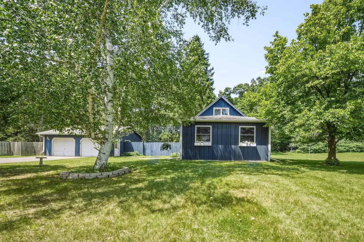 1120 Bauer Avenue, Eau Claire, WI 54703 - #1