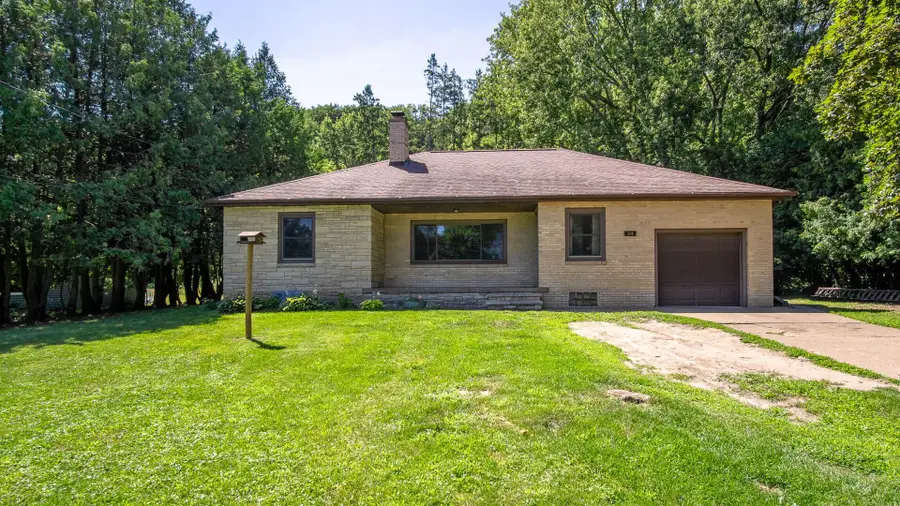 214 Mt. Washington Avenue, Eau Claire, WI 54703 - #2