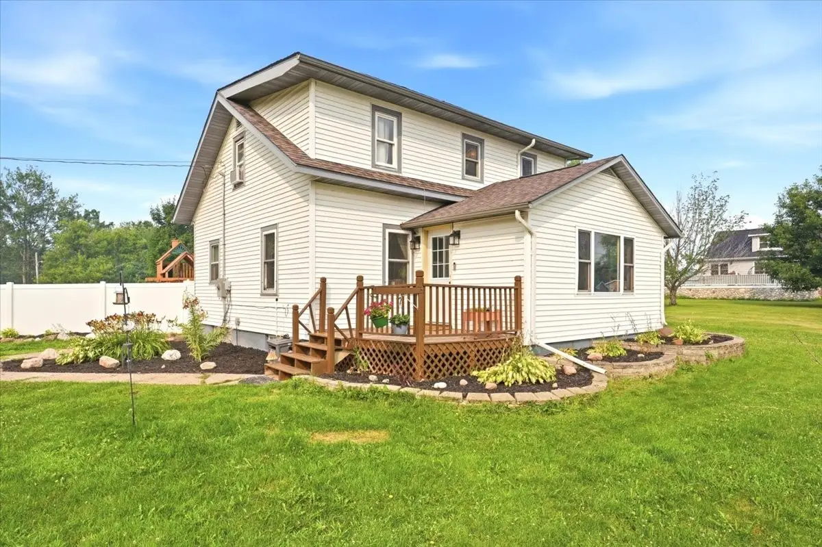 825 1st Avenue, Cumberland, WI 54829 - #1