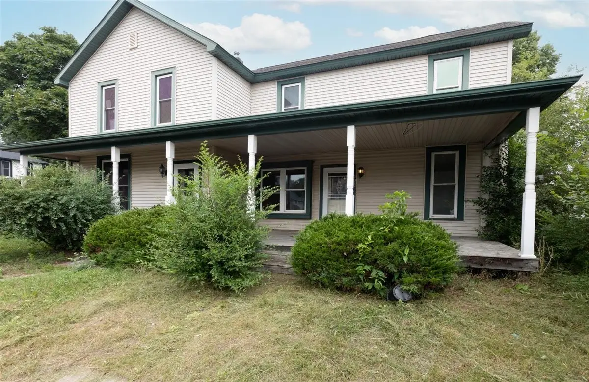 523-525 Bay Street #2, Chippewa Falls, WI 54729 - #1