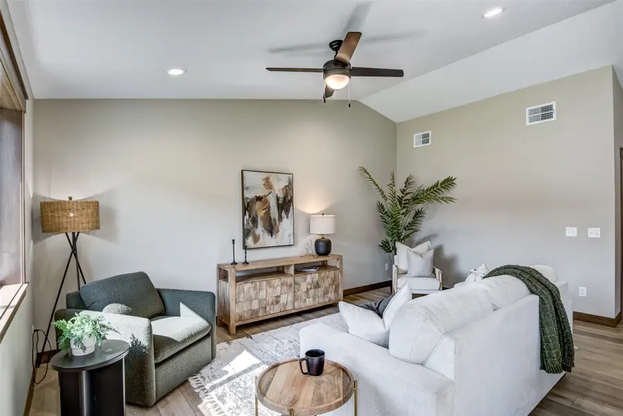 700 Sequoia Drive, Altoona, WI 54720 - #2