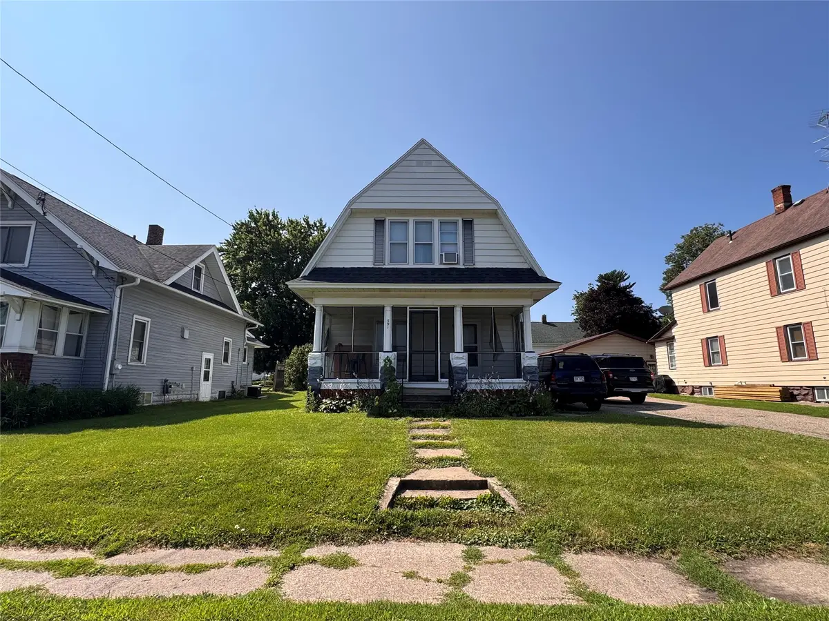 391 W Main Street, Mondovi, WI 54755 - #1