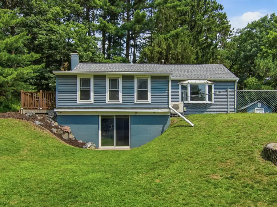 2634 South Slope Terrace, Eau Claire, WI 54703 - #2
