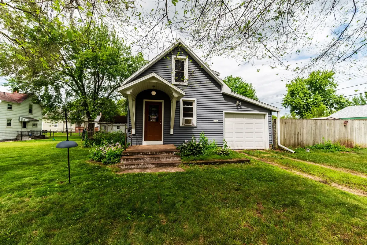 2316 6th Street, Eau Claire, WI 54703 - #1