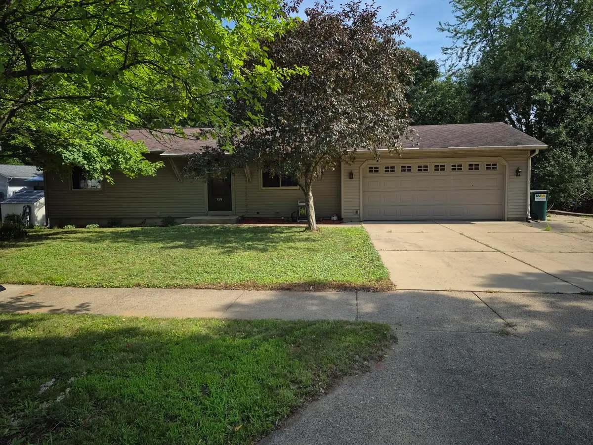 809 Kimberly Drive, Eau Claire, WI 54703 - #1