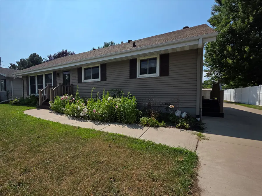 3836 33rd Street S, La Crosse, WI 54601 - #2