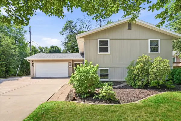 1105 Barry Avenue, Eau Claire, WI 54701