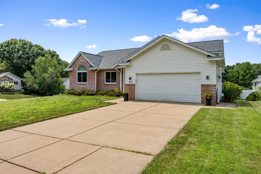 4414 Crest Court, Eau Claire, WI 54701 - #2