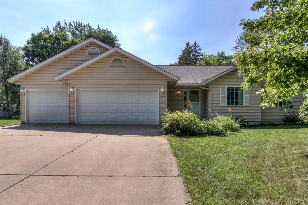 2728 Pineview Road, Eau Claire, WI 54703 - #1
