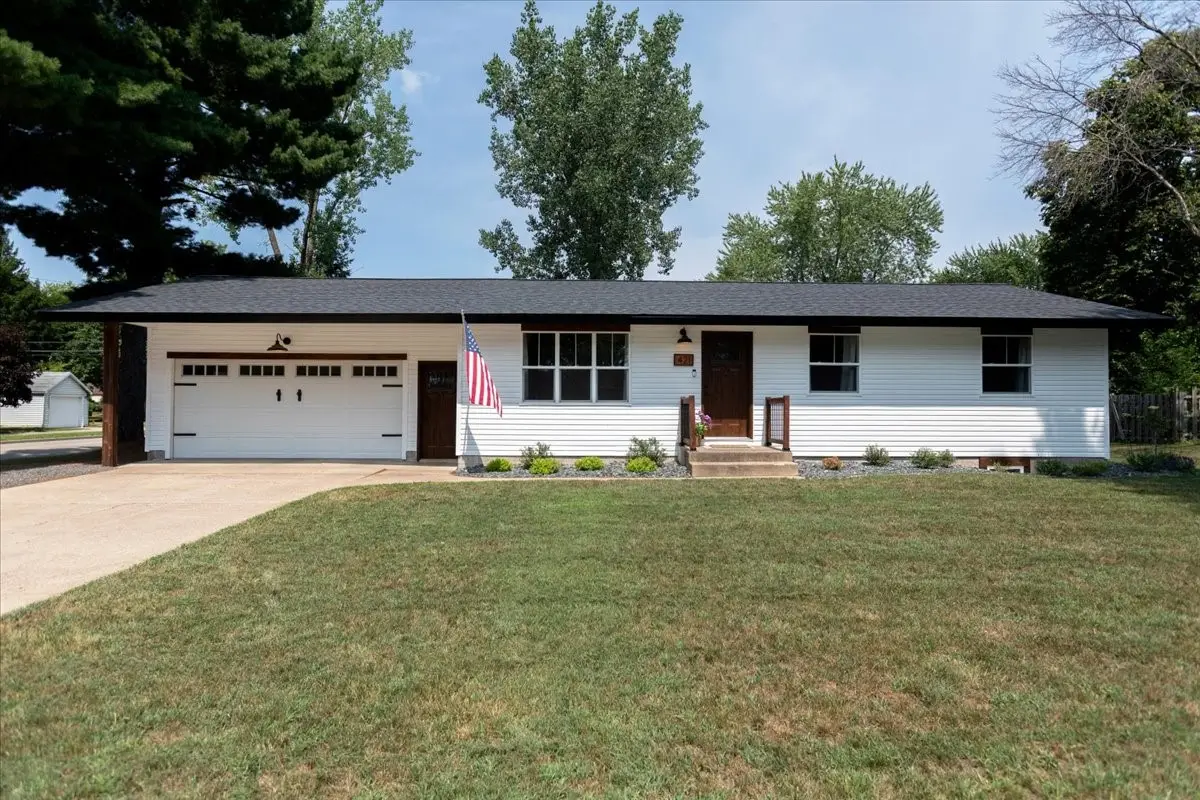 421 21st Avenue W, Menomonie, WI 54751 - #1