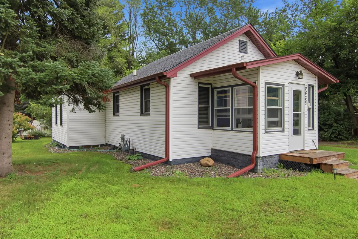 2425 7th Street, Eau Claire, WI 54703 - #1
