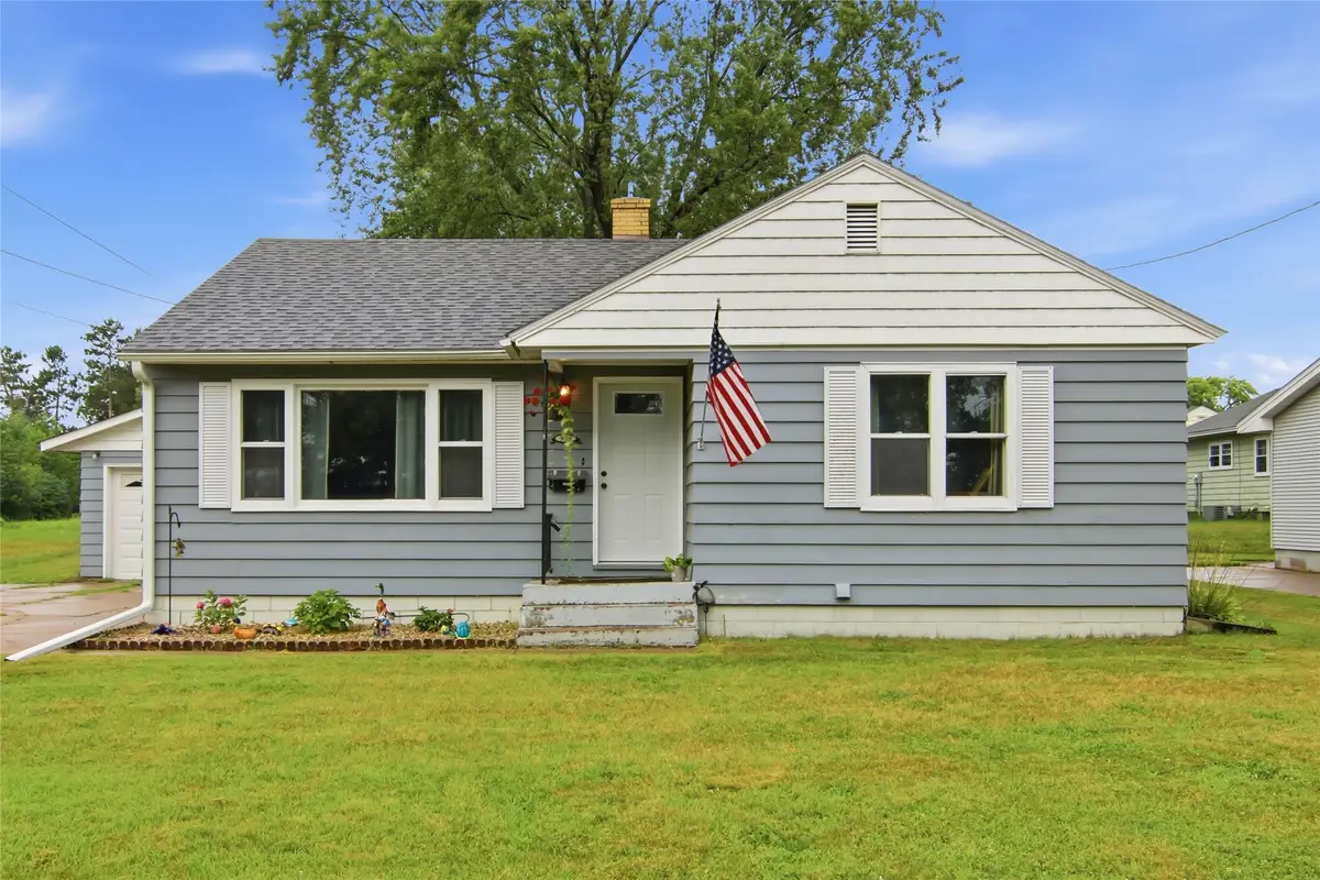 3008 3rd Street, Eau Claire, WI 54703 - #1