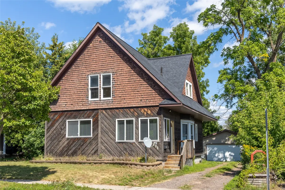211 W 2nd Street N, Ladysmith, WI 54848 - #1