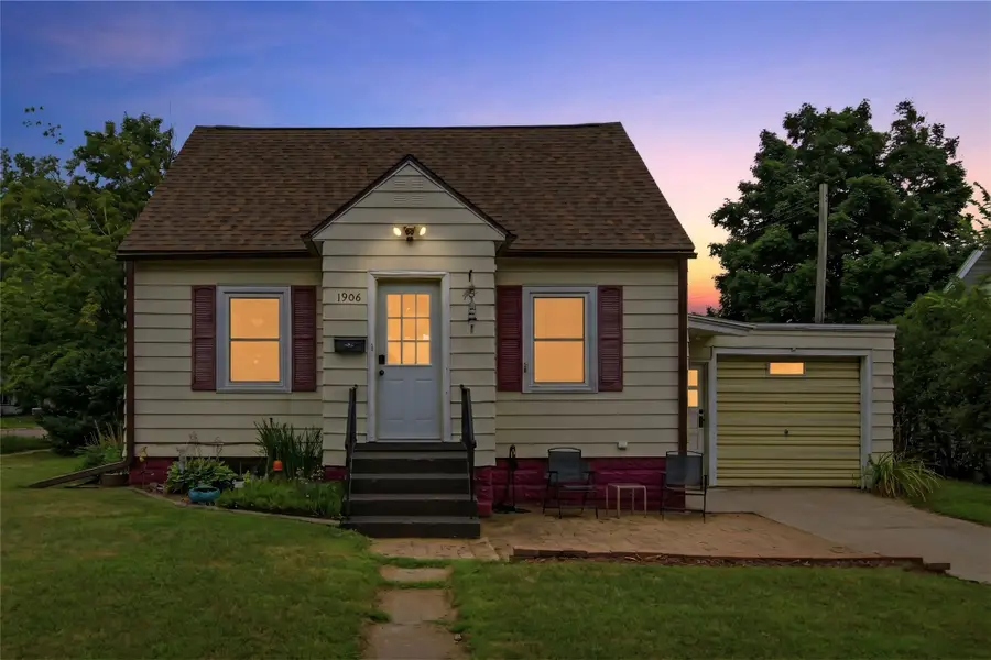 1906 9th Street, Eau Claire, WI 54703 - #2