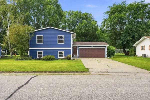 827 E Olson Street, Blair, WI 54616