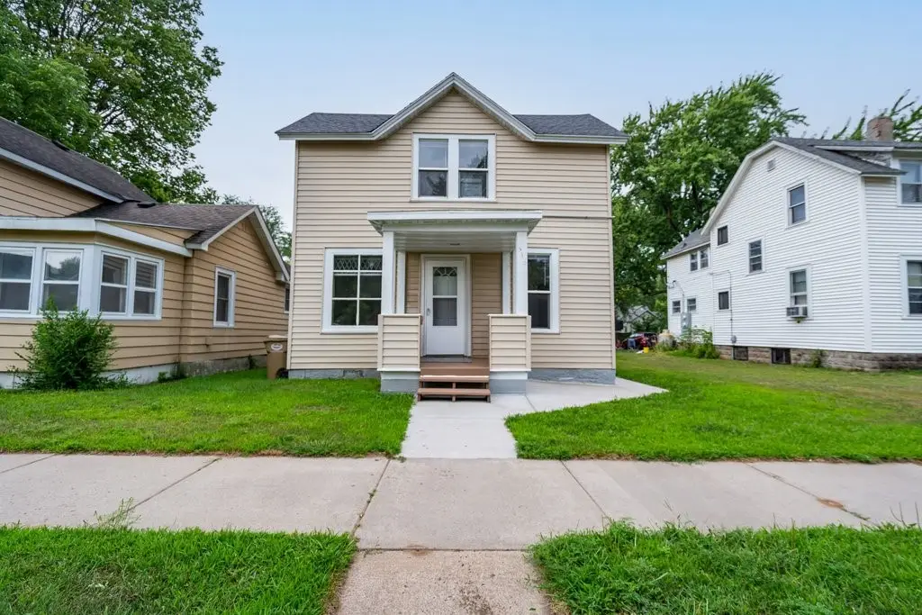 516 Cochrane St #1&2, Eau Claire, WI 54703 - #1