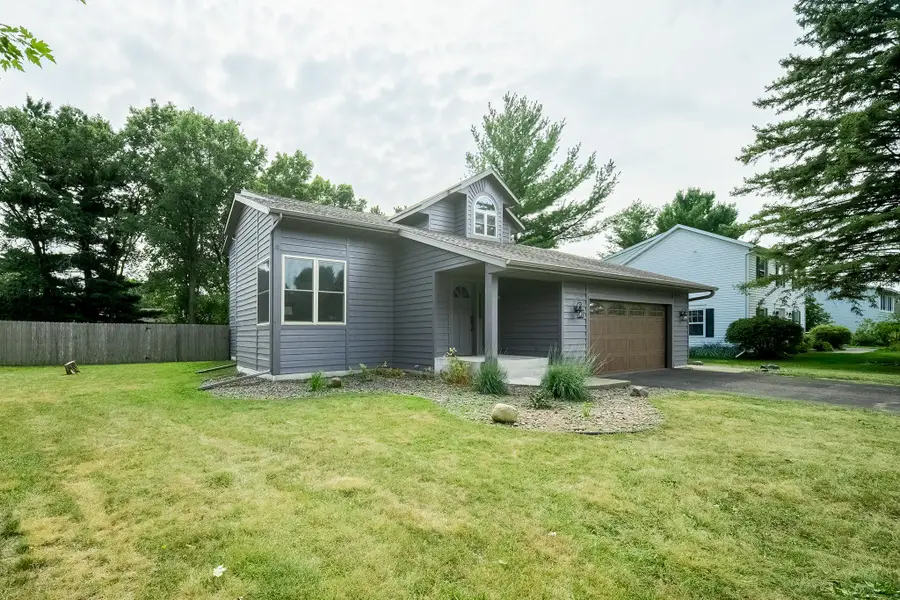 727 Rassbach Street, Eau Claire, WI 54701 - #2