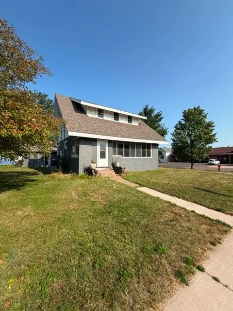 121 N River St, Spooner, WI 54801 - #2