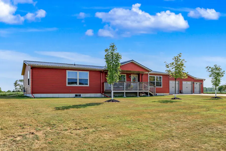 1820 5th Avenue, Bloomer, WI 54724 - #2