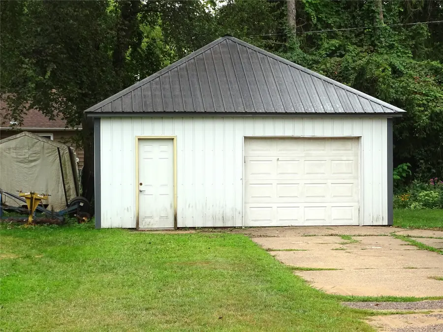 1209 E Prospect Street, Durand, WI 54736 - #2