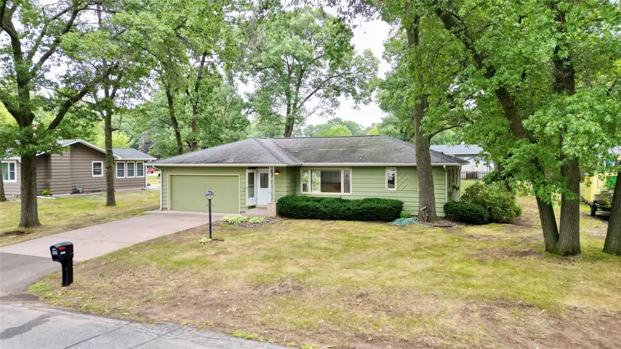 3045 Wedgewood Avenue, Eau Claire, WI 54703 - #3