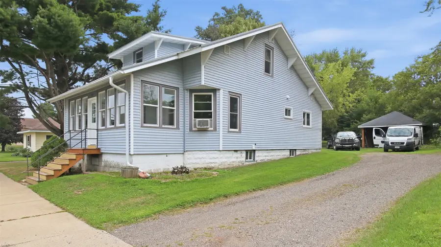 329 Washington Street, Stanley, WI 54768 - #2