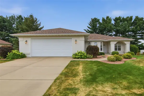1807 Pine Park Drive, Eau Claire, WI 54701
