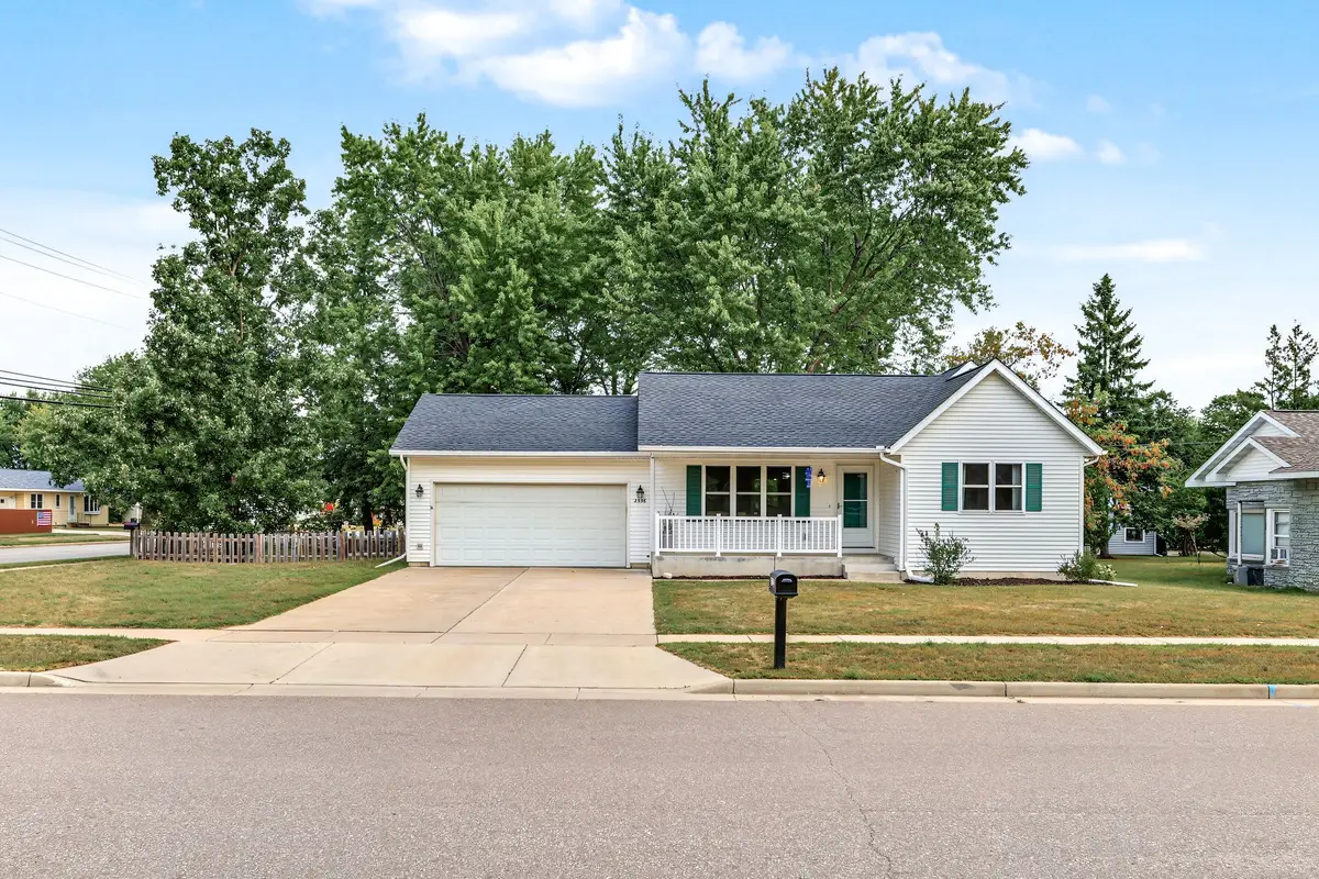 2336 Bradwood Avenue, Altoona, WI 54720 - #1