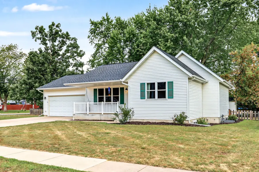 2336 Bradwood Avenue, Altoona, WI 54720 - #2