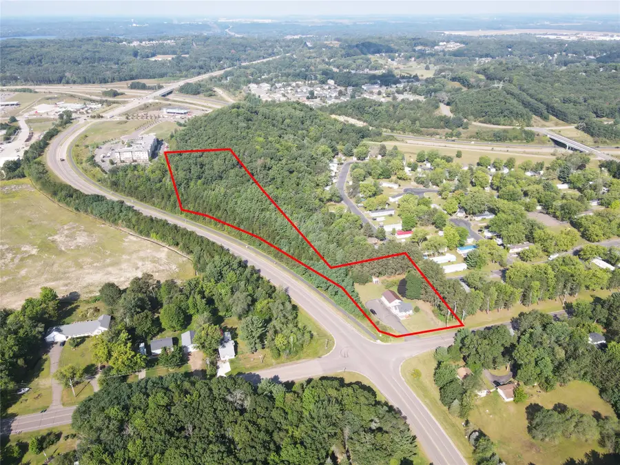 1812 Peterson Avenue, Eau Claire, WI 54703 - #2