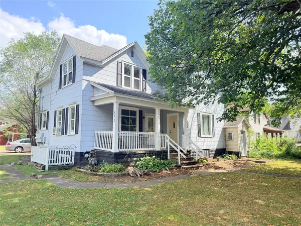 573 N Dewey Street #1&2, Eau Claire, WI 54703