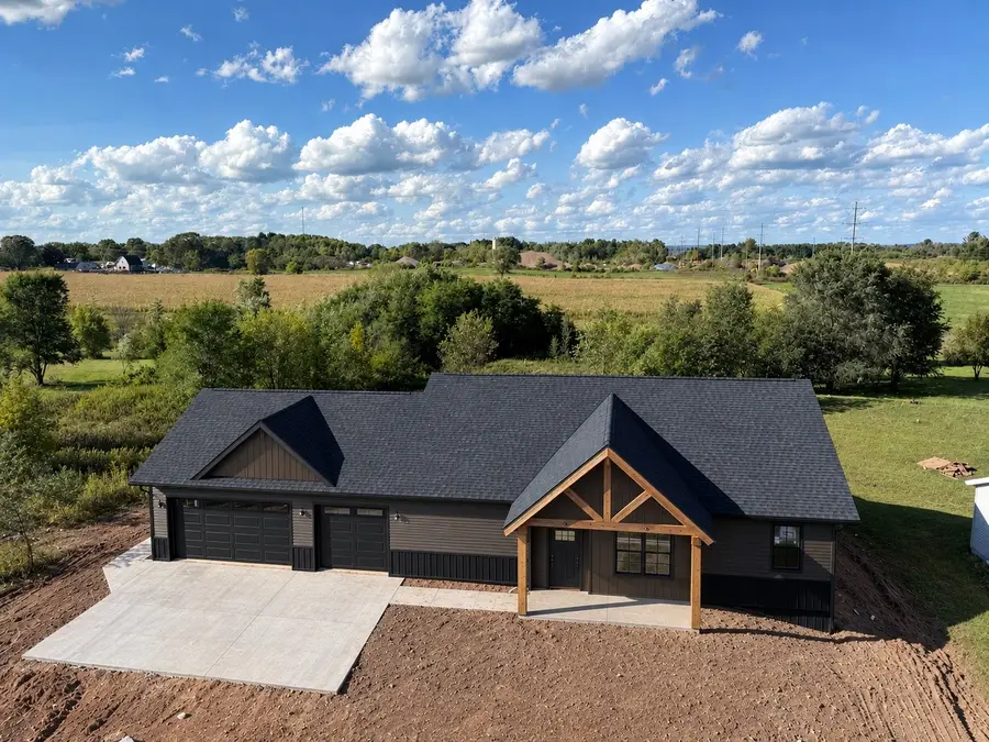 16172 54th Ave, Chippewa Falls, WI 54729 - #2