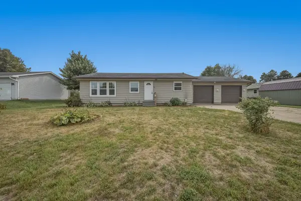 53 Westbrook Drive, Bloomer, WI 54724