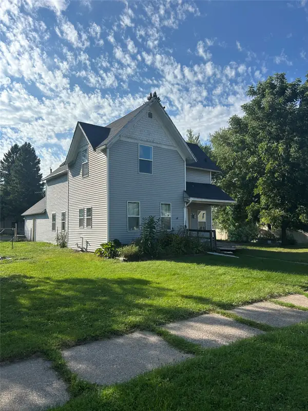 228 Lincoln Street, Stanley, WI 54768